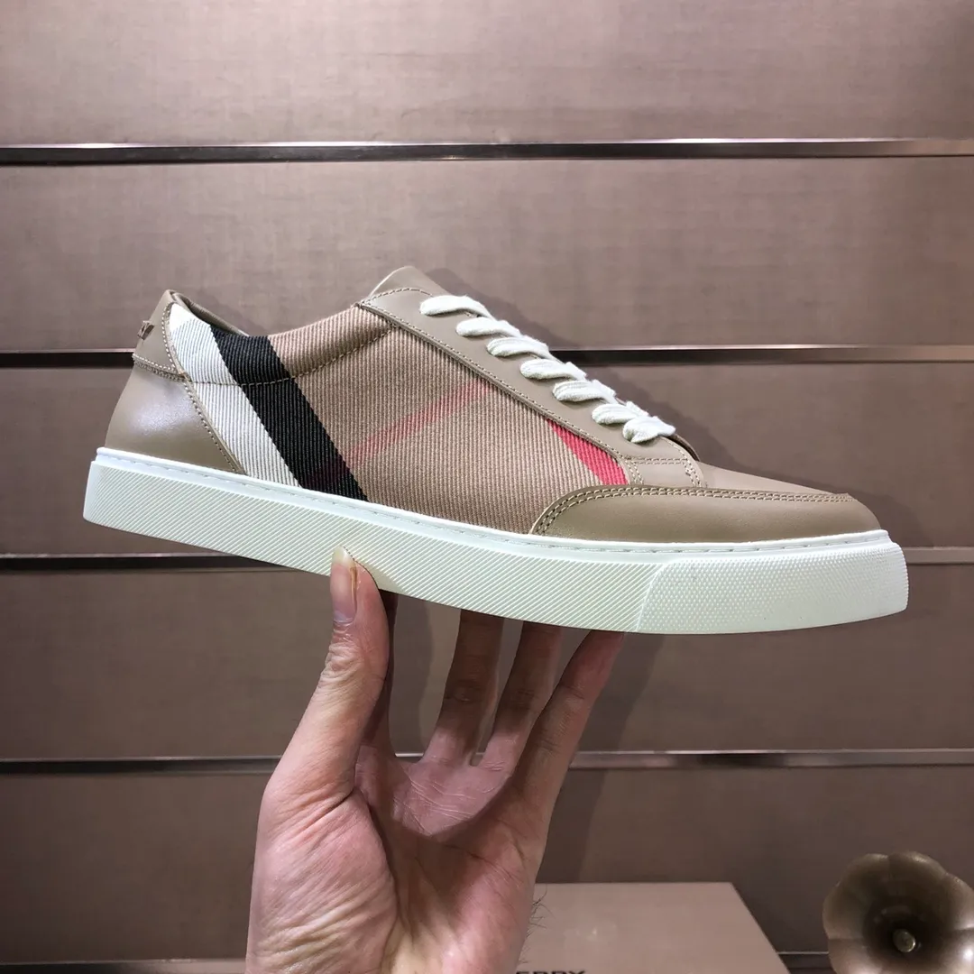 Men's shoes 💰480💰 [Burberry] (cowhide lining) classic low-top sneakers｜Imported cowhide with classic plaid fabric｜Cowhide lining｜Original outsole｜Fine workmanship and comfortable to wear Size: 38-44 (customized at 45)